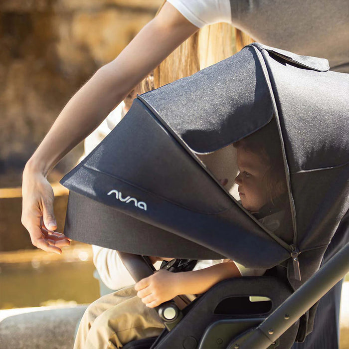 Nuna Mixx Next with Carrycot - Caviar